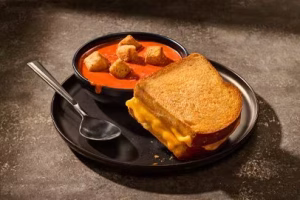 Grilled Cheese & Creamy Tomato Soup